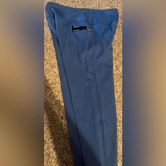 Peloton Here Now Logo Trim Pocket High Rise Leggings - Picture 3 of 5